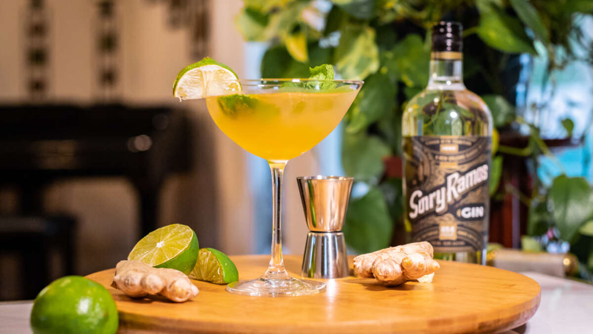 Green Tea Gimlet drink