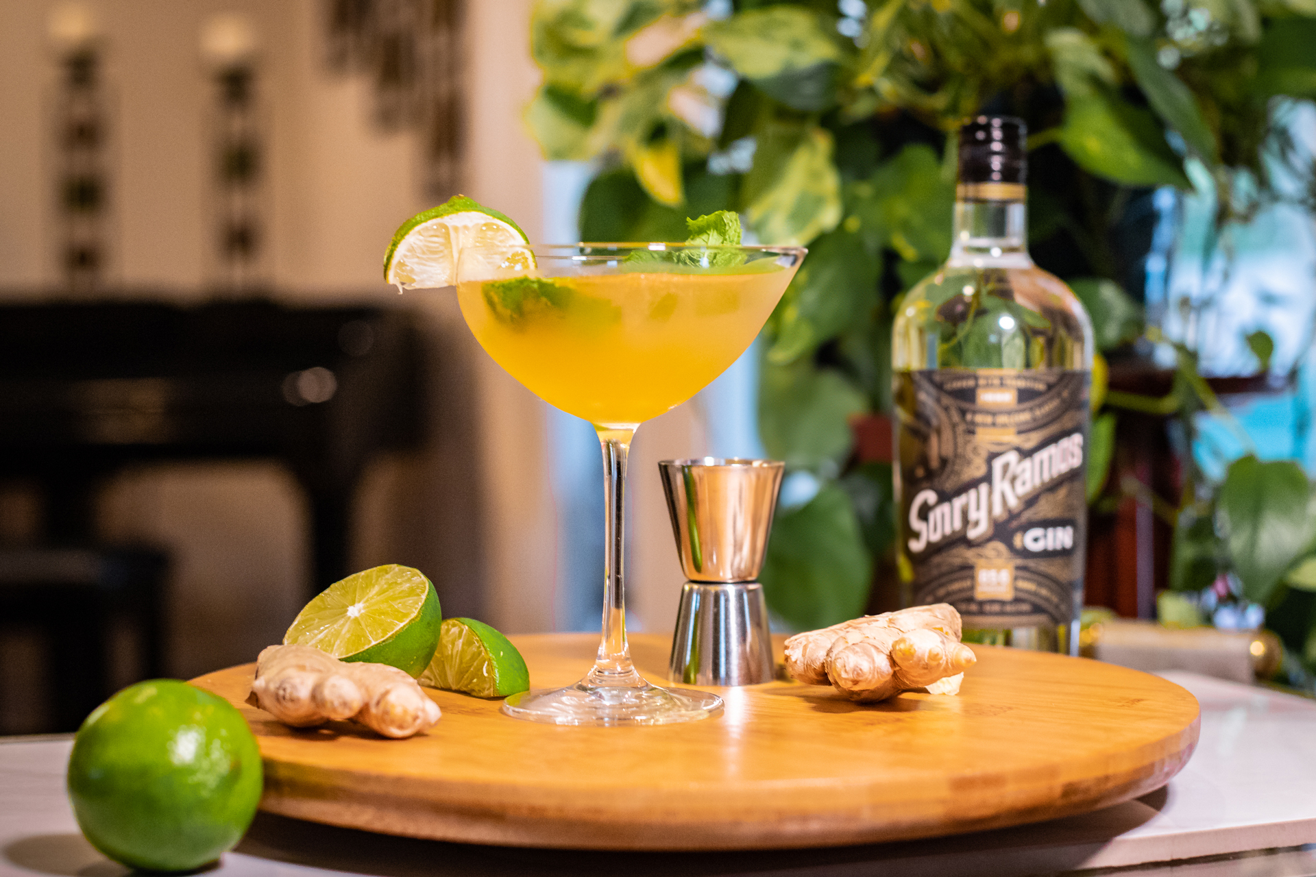 Green Tea Gimlet drink