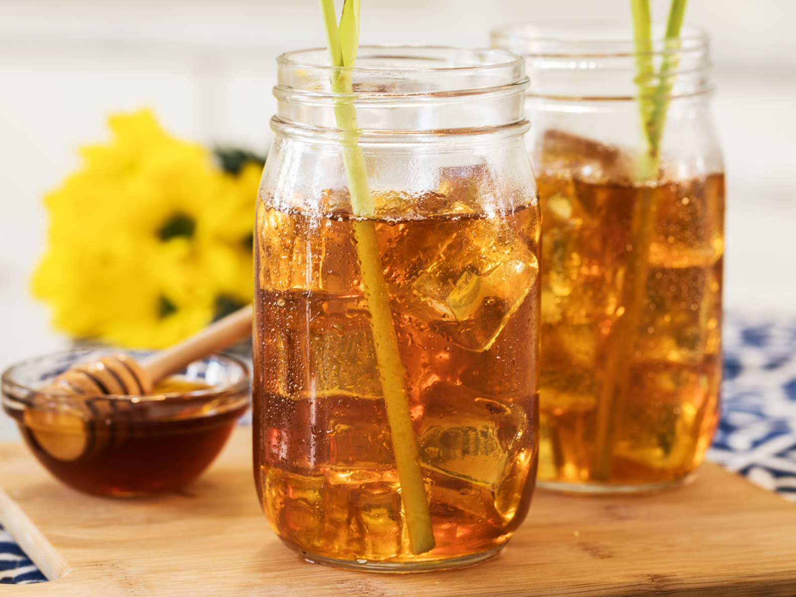 Honey-Ginger Iced Green Tea with Lemongrass